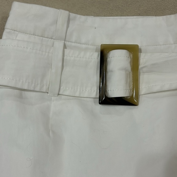 White Barbara Bui Skirt Size 38. - Picture 7 of 11